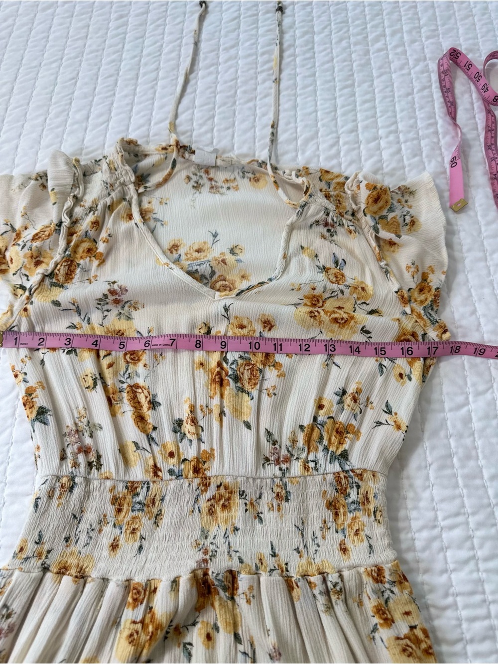 Love Crazy Women's M Cream Floral Smocked-Waist Mini Dress V-Neck/Ties Front - Picture 7 of 12
